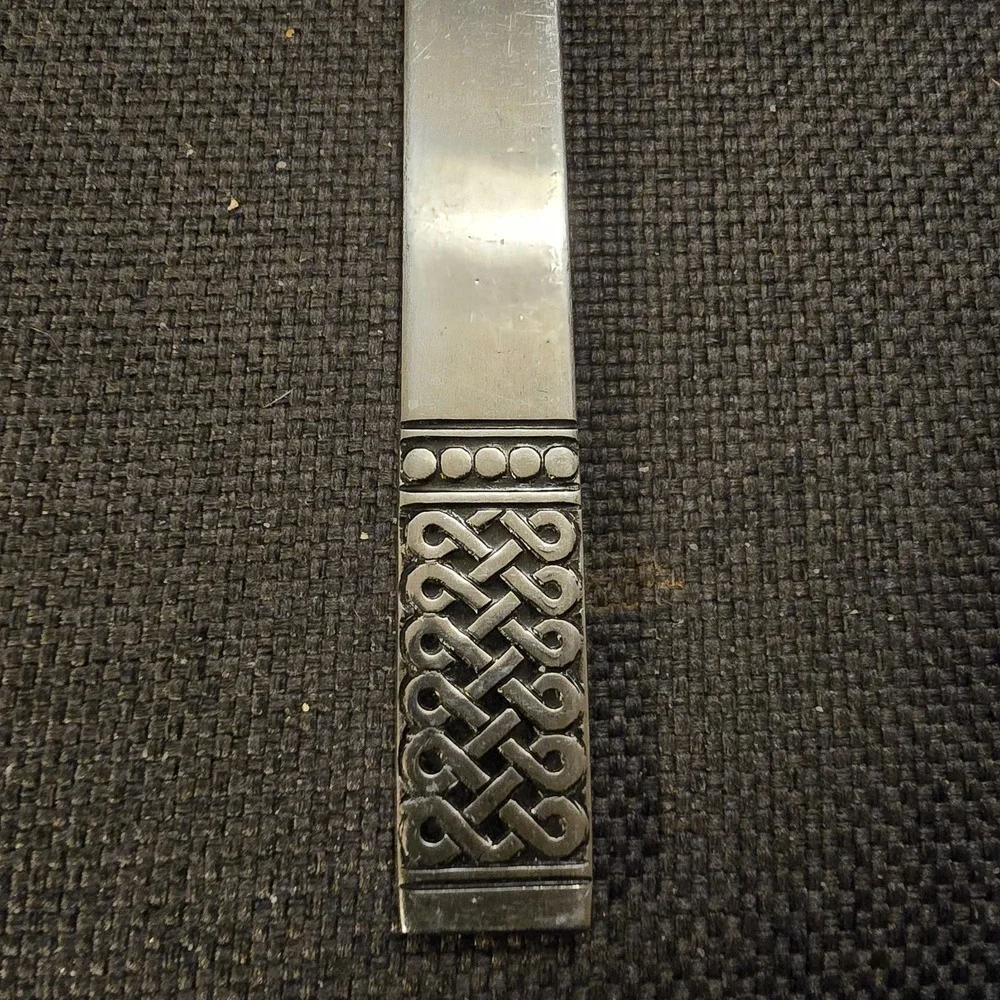 VTG Danika Stainless Japan Celtic Knot Pie Cake Server